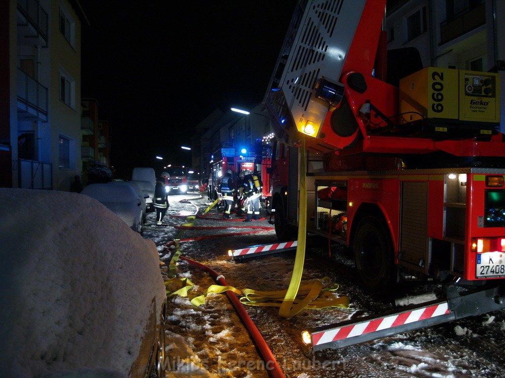 Feuer in Kueche Koeln Vingst Homarstr P615.JPG